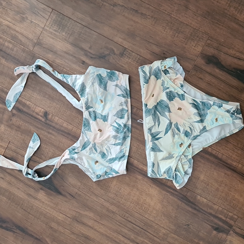 Billabong X salty blonde bikini